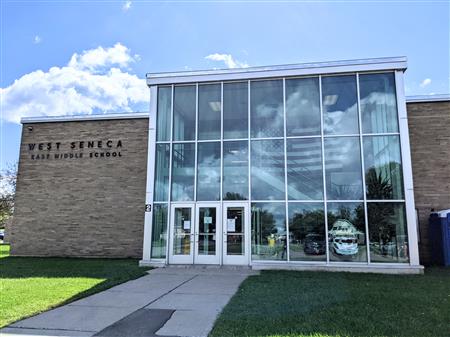 East Middle School <br> (7:50am - 2:27pm)